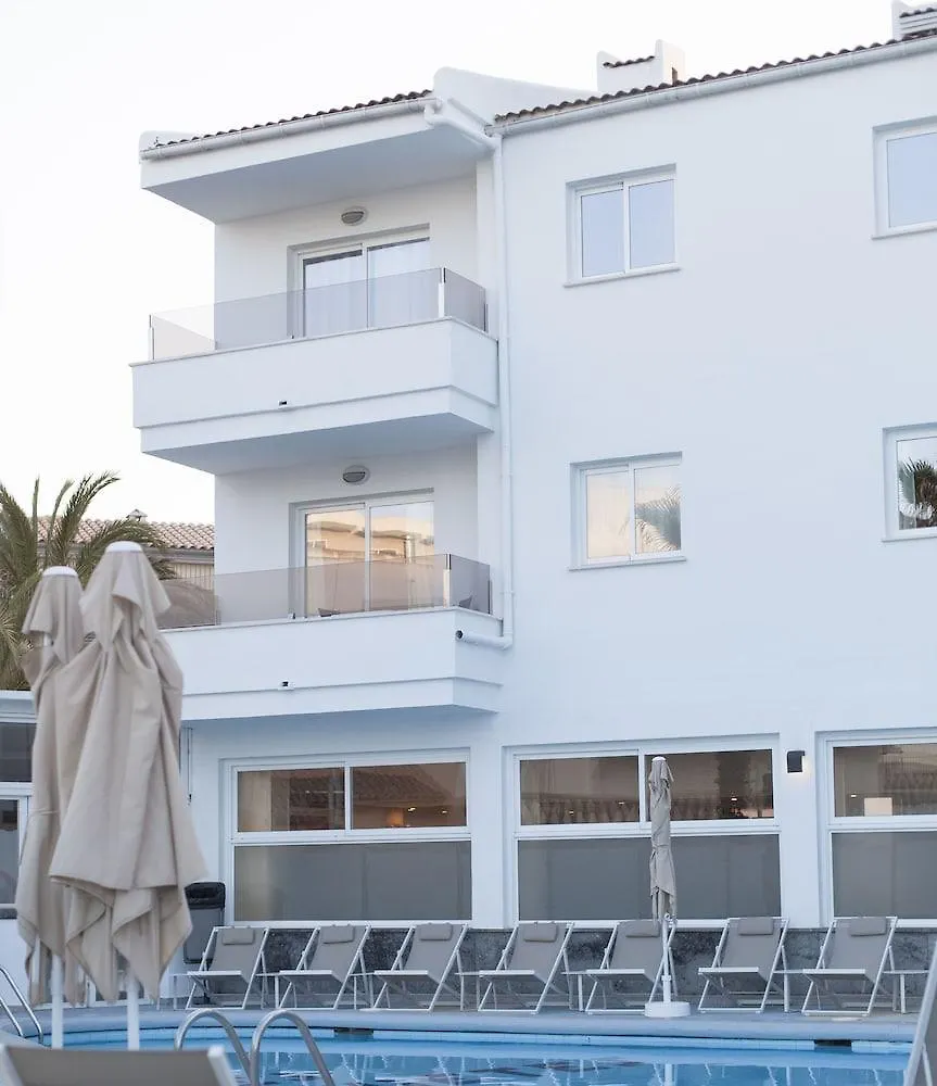 Апартаменты Apartamentos Ses Roquetes Кан Пикафорт