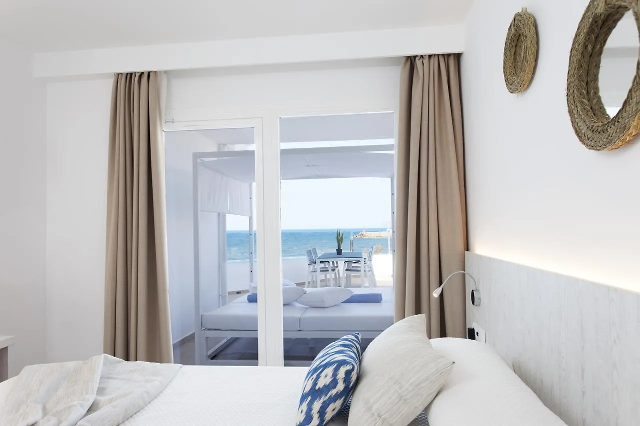 Apartamentos Ses Roquetes Кан Пикафорт