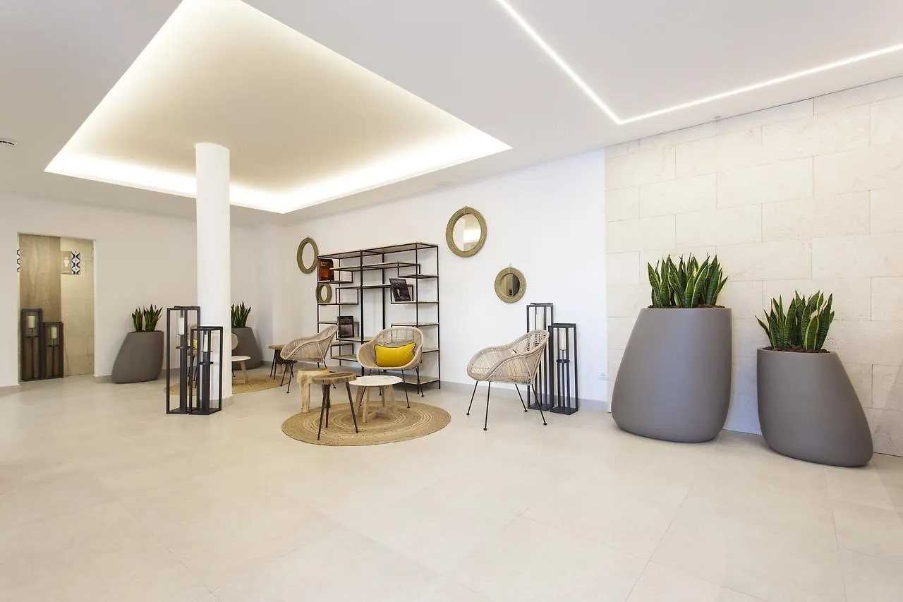 Apartamentos Ses Roquetes Кан Пикафорт 0*,